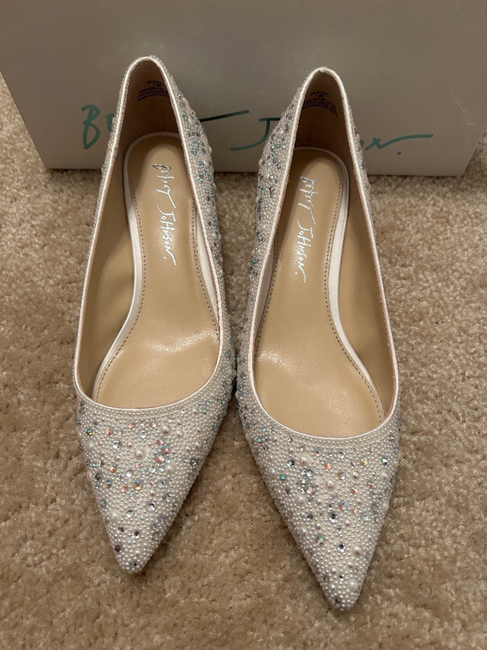 Blue By Betsy Johnson Scout Kitten Pearl Bridal Shoes - Picture 4 of 6